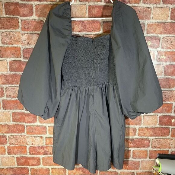 Mare Mare Anthropology Elegant Gray Romper with Square Neckline Size Large - Picture 5 of 6